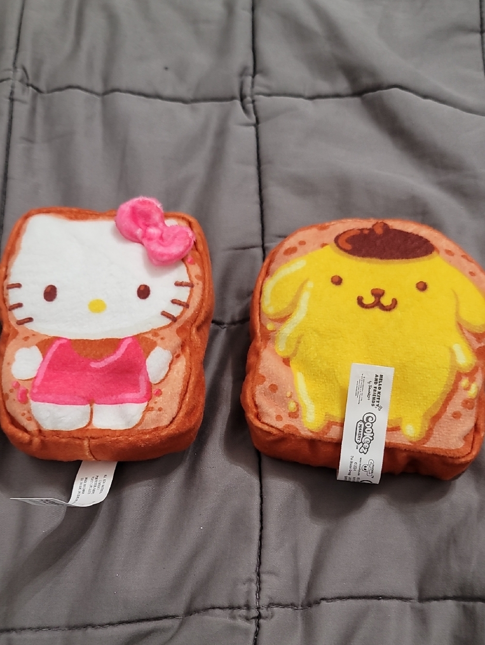 Cookeez Makery Sanrio Toast Plush Pair - Pink Hello Kitty & Yellow Pompompurin